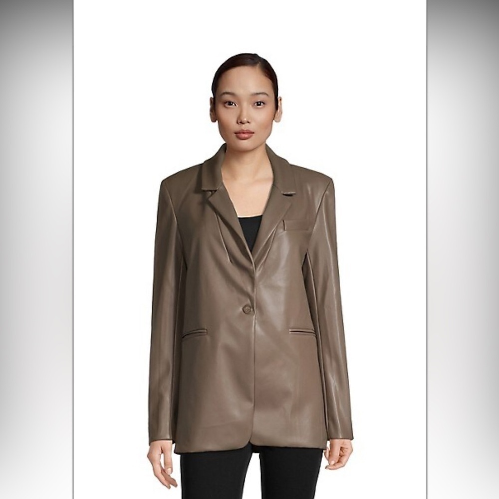 Design Lab

Vegan Leather Blazer